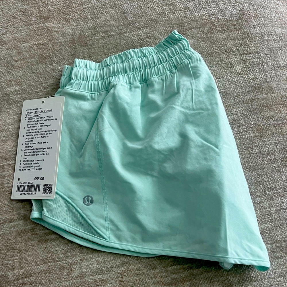 Lululemon Hotty Hot Low-Rise Lined Short Delicate Mint Mesh Reflective
